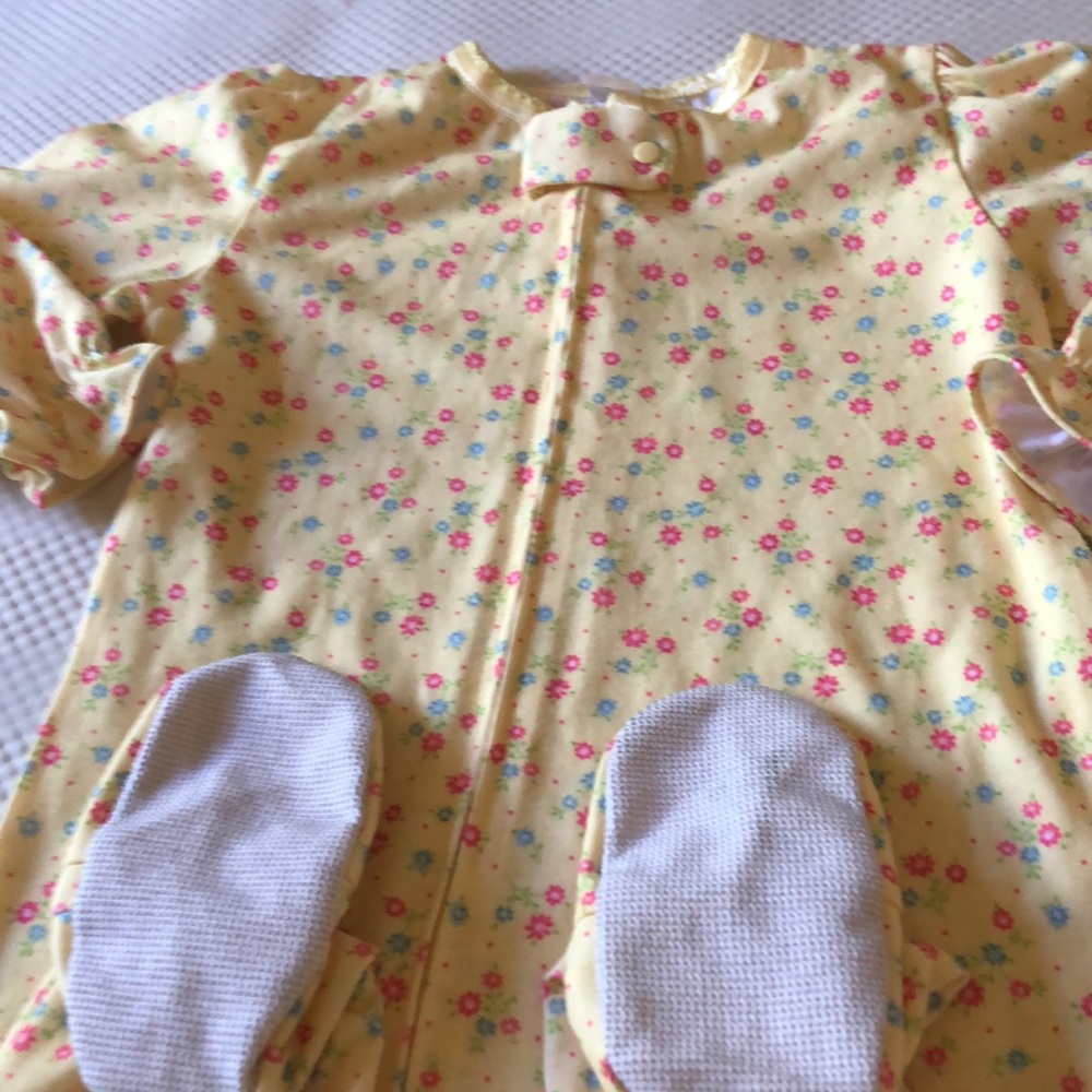 Sleeper floral infant girls sizes 24 months new Carter's polyester zipper